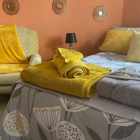 Peaceful Retreat Hideaway Surrey Apartment Esher Ngoại thất bức ảnh
